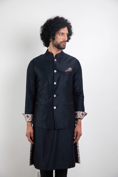 Sadgi Nehru Jacket Set
